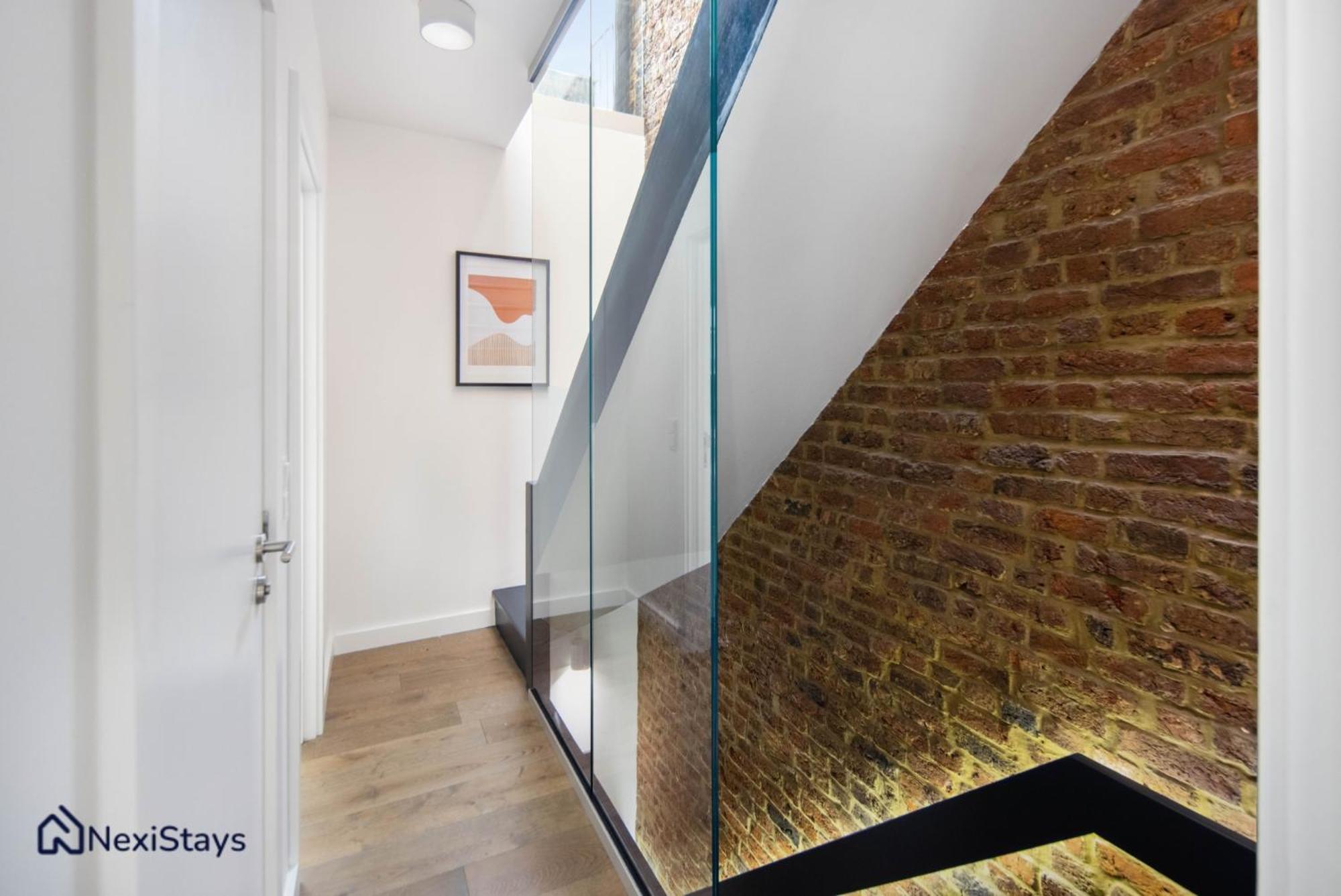 דירות לונדון 1 Min Walk To Euston Station, Modern Townhouse מראה חיצוני תמונה
