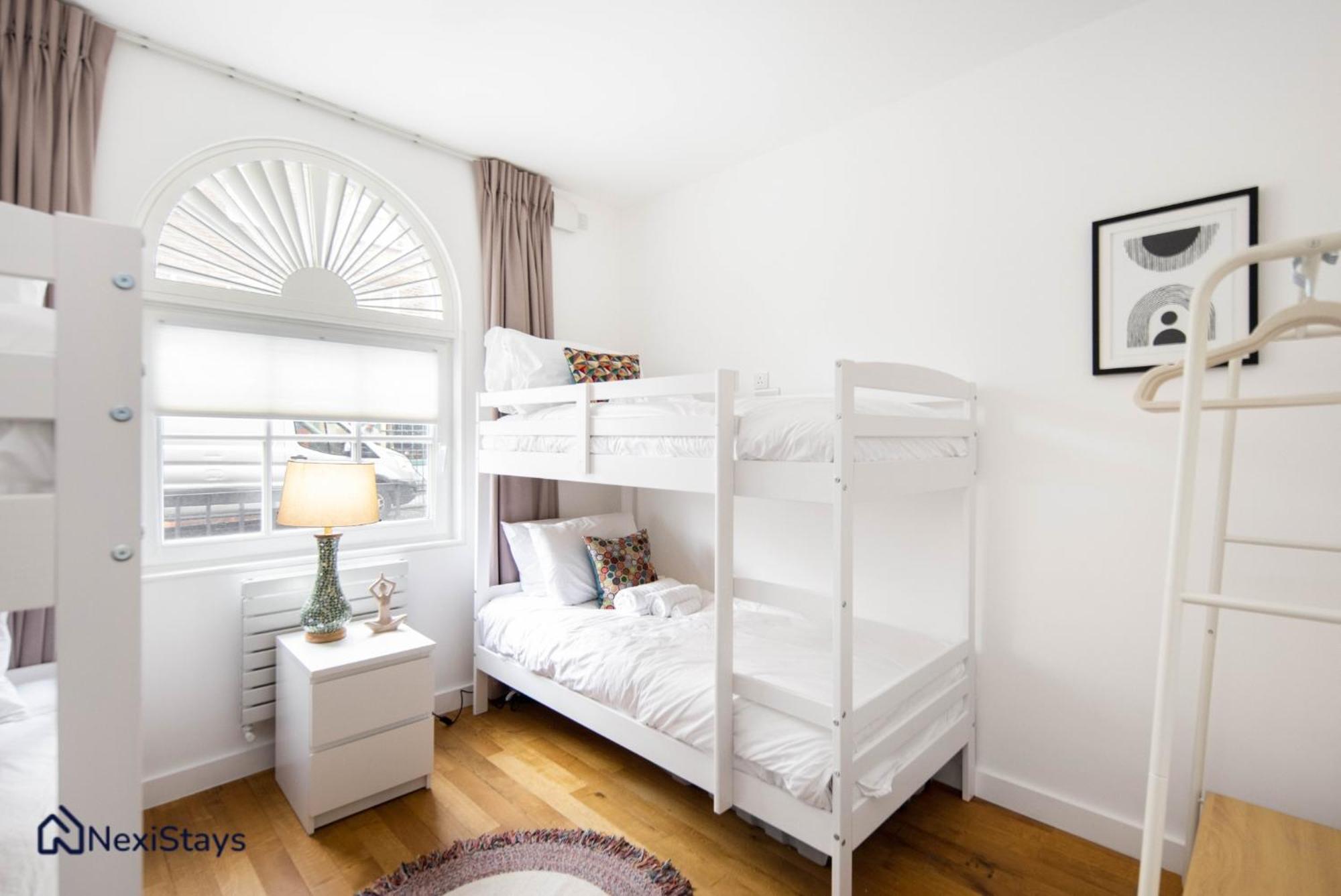 דירות לונדון 1 Min Walk To Euston Station, Modern Townhouse מראה חיצוני תמונה